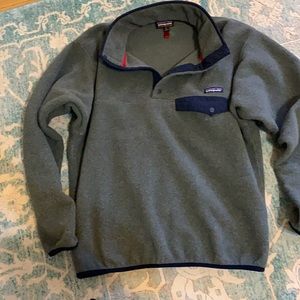 Patagonia pull over